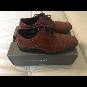 Stacy Adams Boys Dress Shoes, Brown size 1